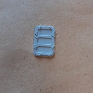 1/96 3 panel door 8 latch